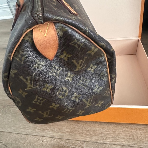 ❌SOLD❌Louis Vuitton Speedy 30 Monogram - Picture 9 of 13